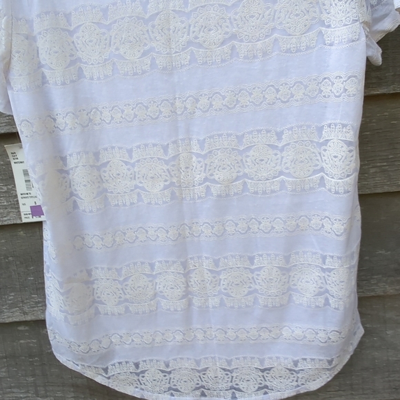NWT N Touch Blouse lace Overlay White Pure Neck Round Short sleeves Size Small - Picture 7 of 10